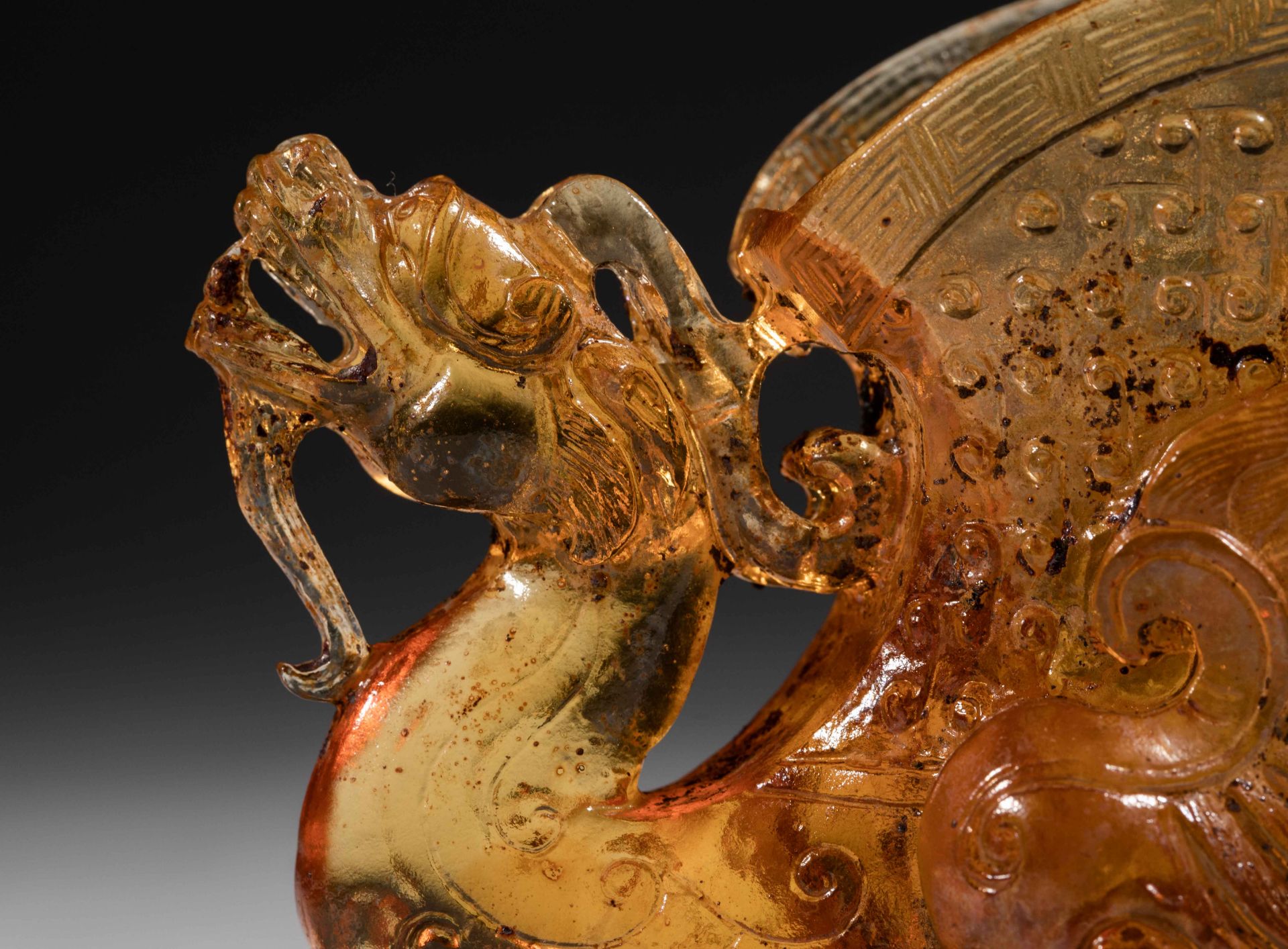 Chinese Han Dynasty glass cup - Image 6 of 9