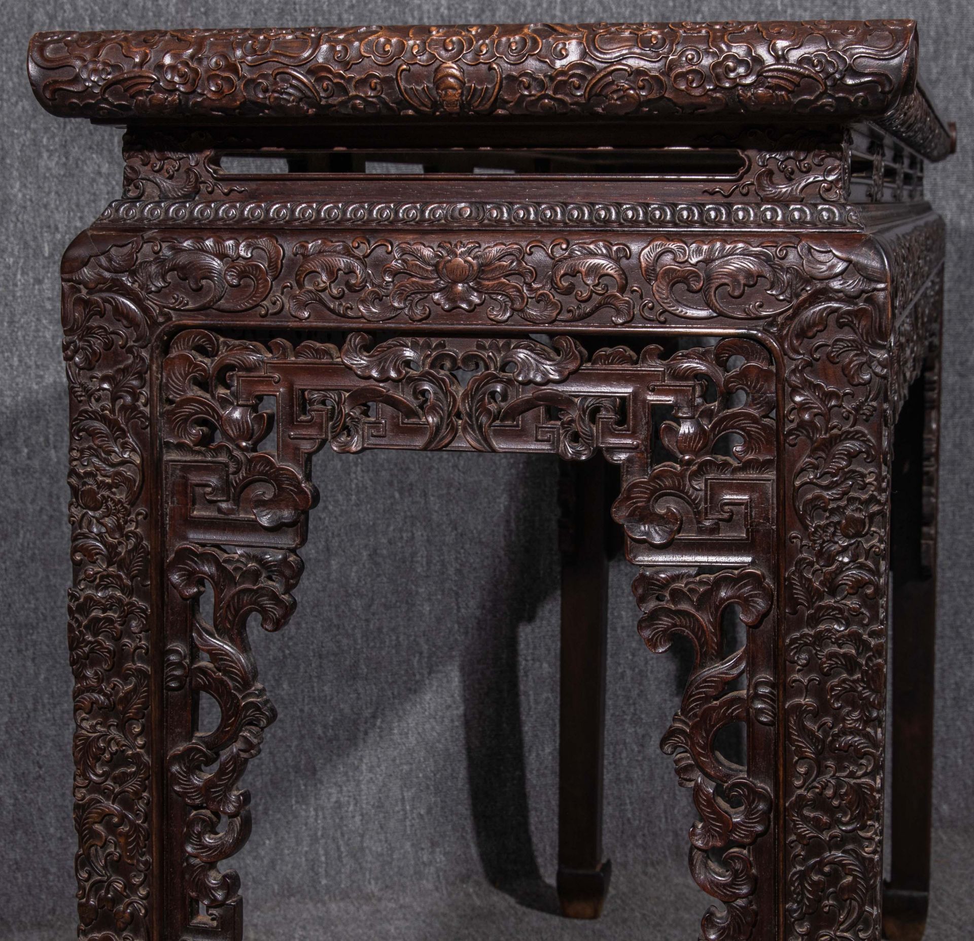 Chinese Qing Dynasty rosewood desk - Image 7 of 10