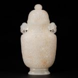 Chinese Qing Dynasty Hetian jade bottle