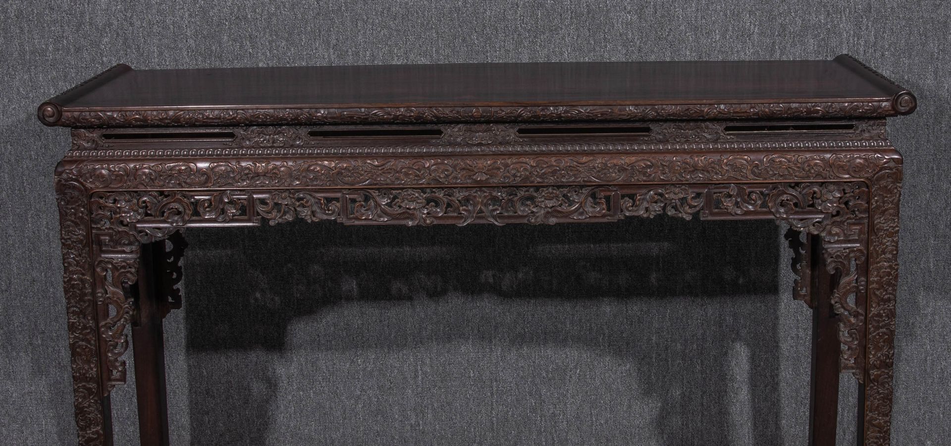 Chinese Qing Dynasty rosewood desk - Image 3 of 10