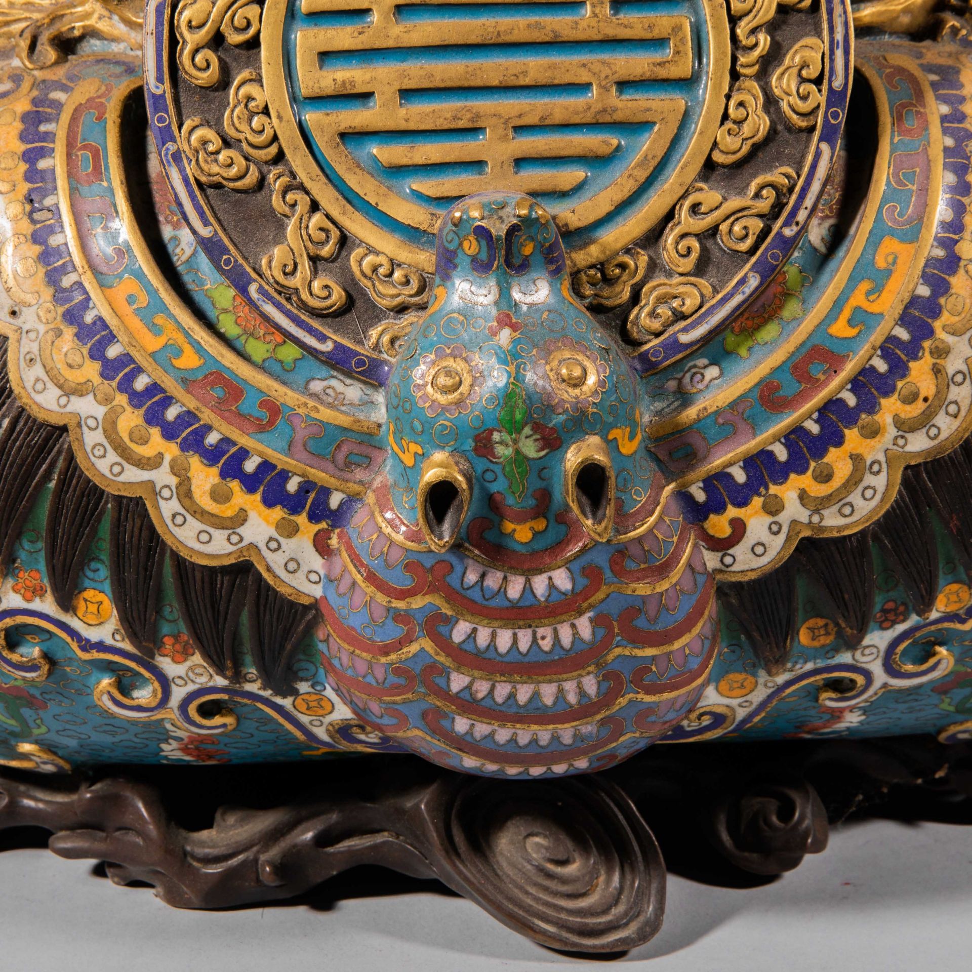 A Qianlong-marked Cloisonne Vase, Qing Dynasty, China - Image 11 of 12