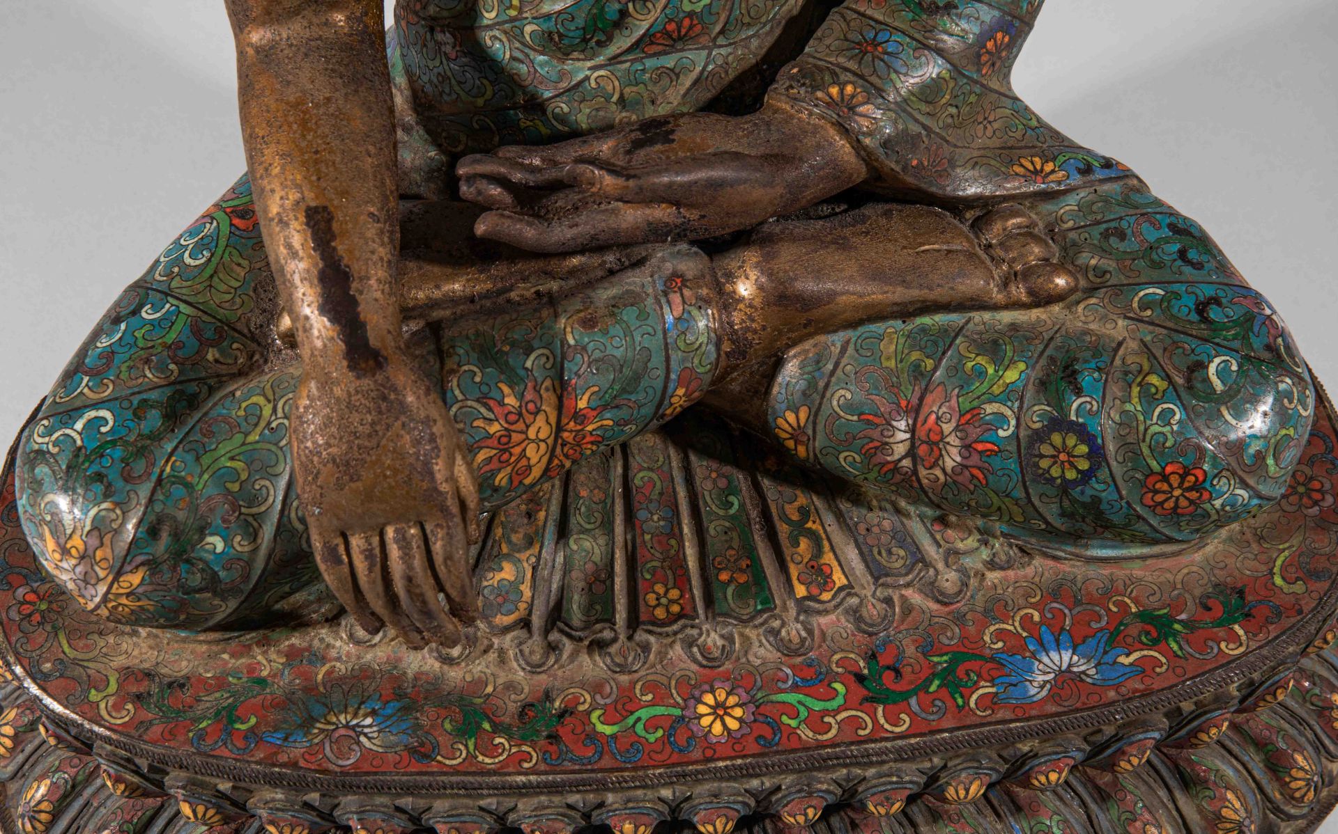 Chinese Qing Dynasty Cloisonne Buddha Statue - Image 4 of 15