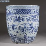 Ming Dynasty Tianshun blue and white porcelain cylinder