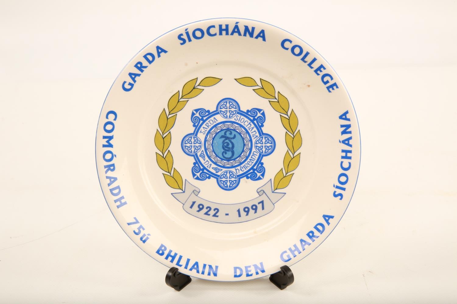 A limited edition Wm. O' Farrell of Arklow presentation plate; presentated to staff at the Garda - Image 3 of 3