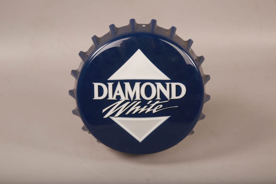 Diamond White Light-Up Bottle Cap Sign 25cm Reserve:£25 #1871