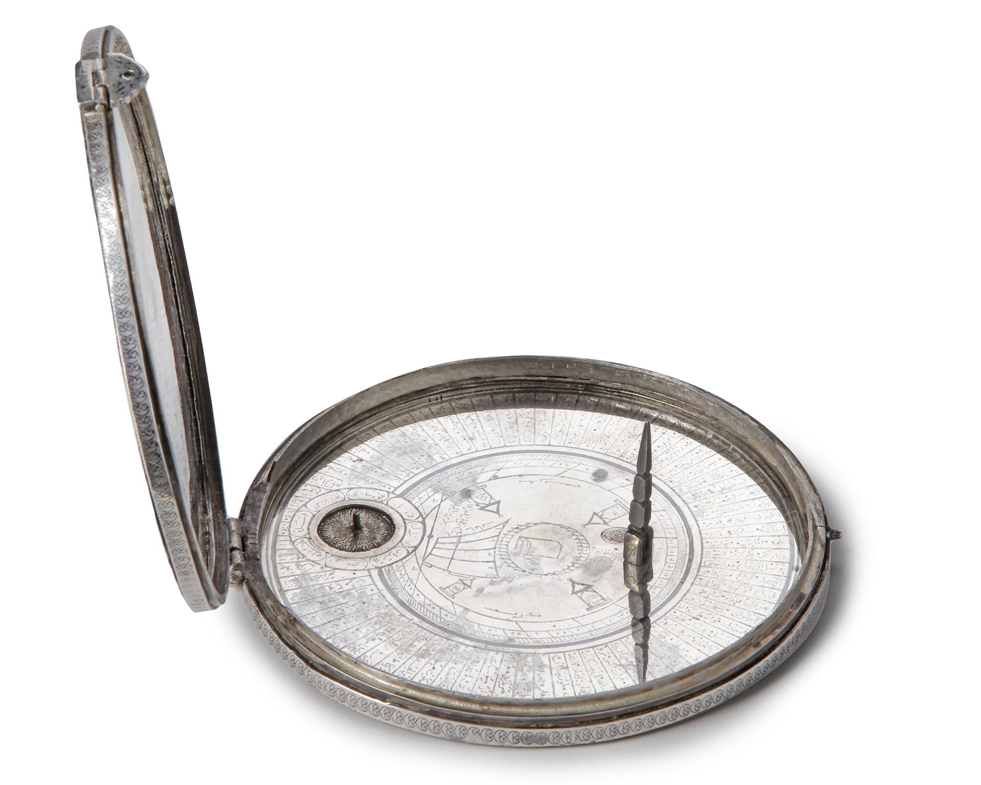 A SILVER PORTABLE FOLDABLE OTTOMAN QIBLA FINDER WITH COMPASS AND DOUBLE SUNDIAL, 19TH CENTURY - Image 4 of 7