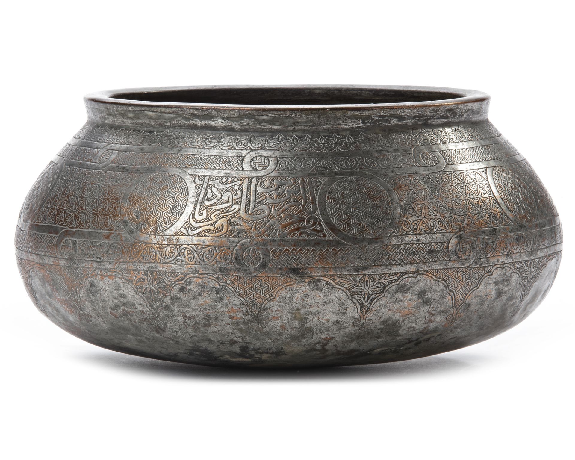 A TIMURID TINNED COPPER BOWL PERSIA, LATE 14TH CENTURY