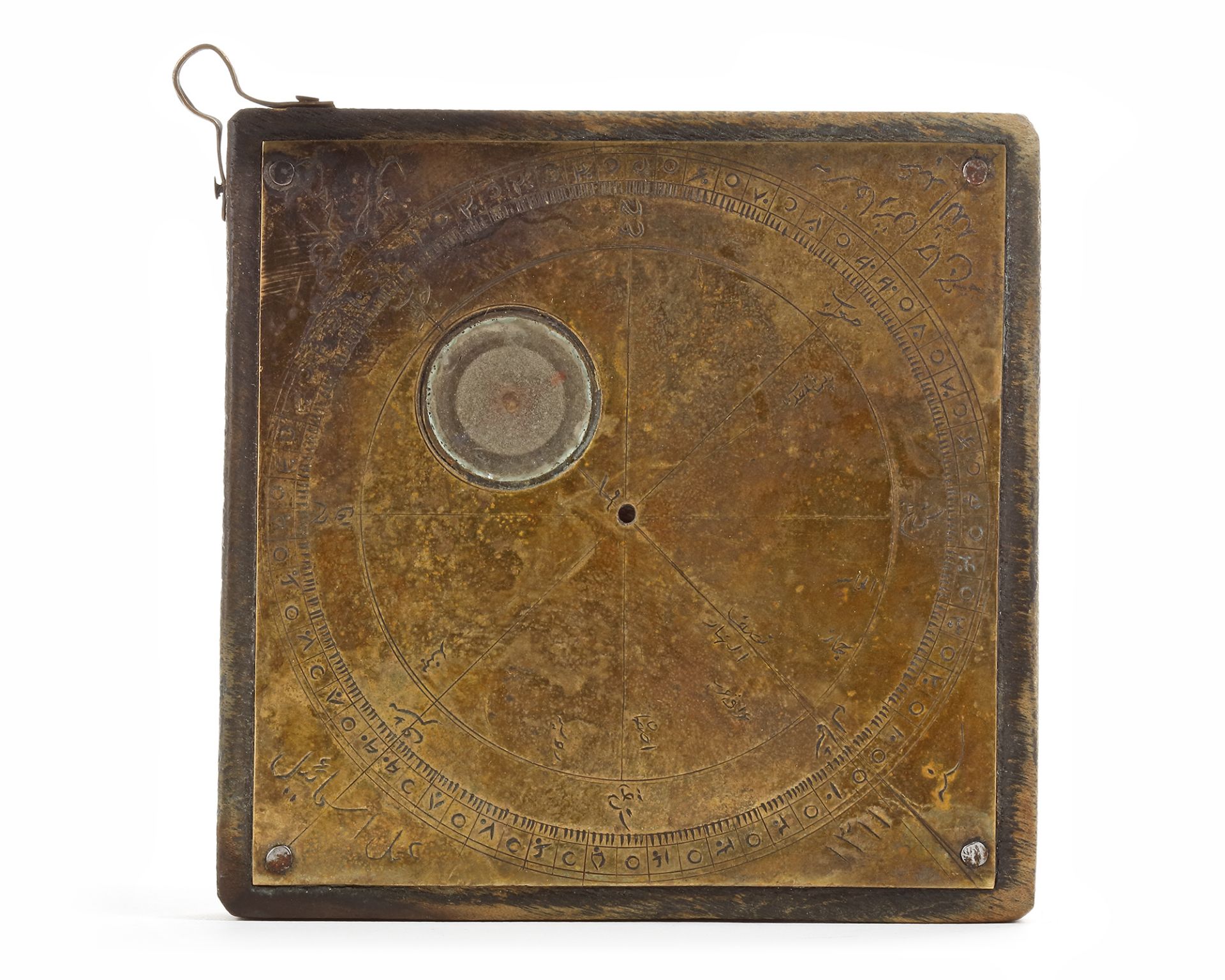 A PERSIAN QIBLA FINDER MADE FOR THE PILGRIMAGE ROAD TO MECCA, LATE 19TH CENTURY - Image 2 of 3