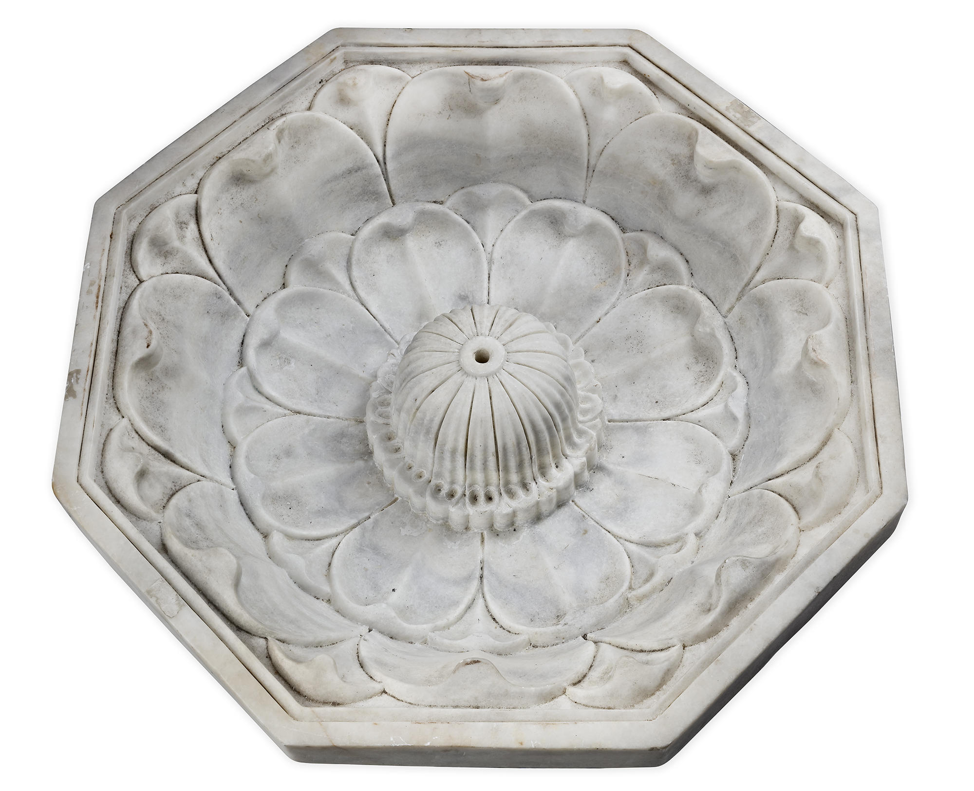 AN INDIAN CARVED WHITE MARBLE FOUNTAIN BASIN, NORTH INDIA, 19TH CENTURY - Image 3 of 3