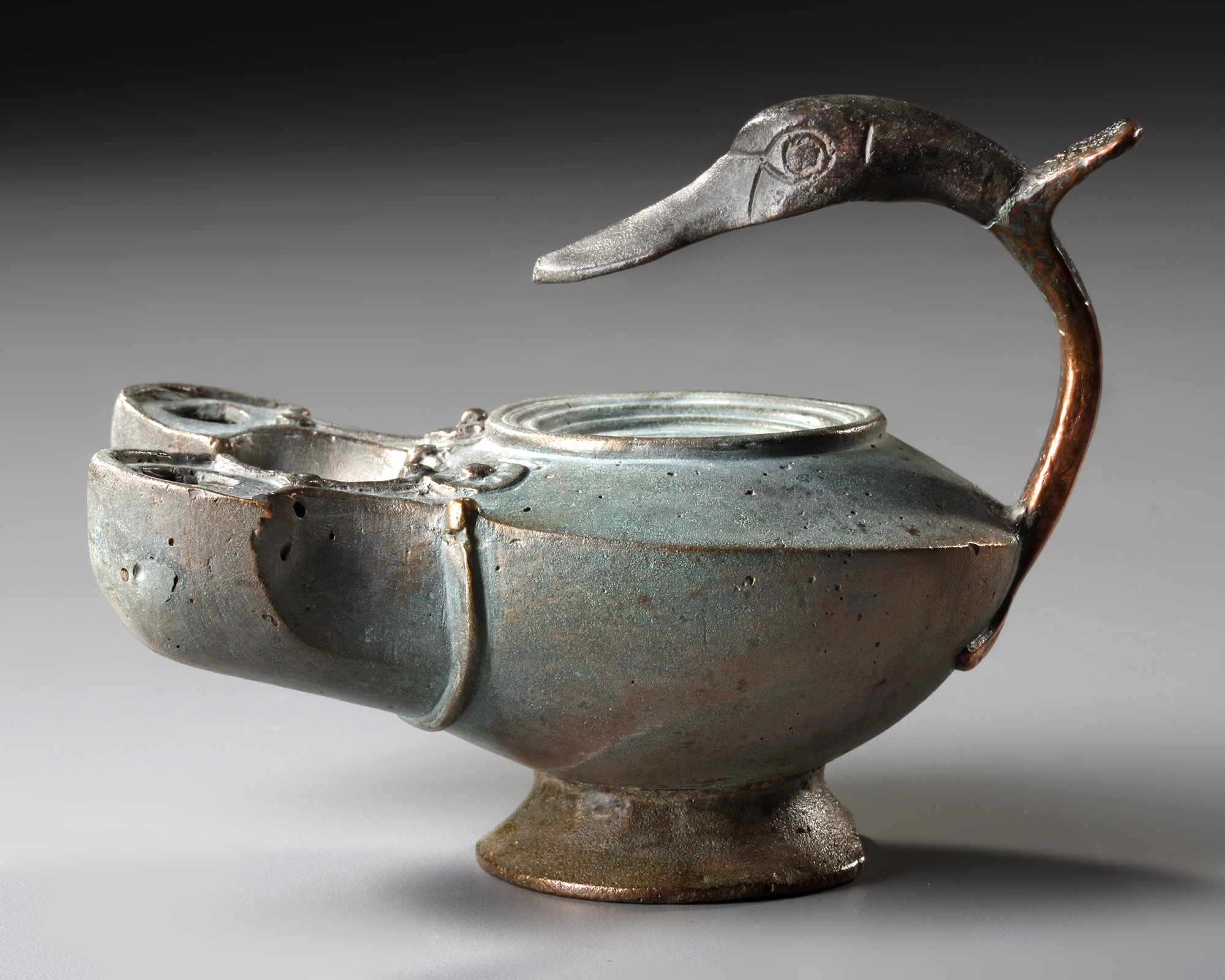 A ROMAN BRONZE OIL LAMP WITH DUCK HEAD, CIRCA 1ST-2ND CENTURY A.D. - Image 3 of 6