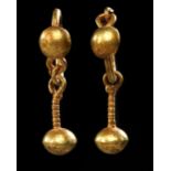 A PAIR OF ROMAN GOLD EARRINGS, CIRCA 1ST CENTURY A.D.