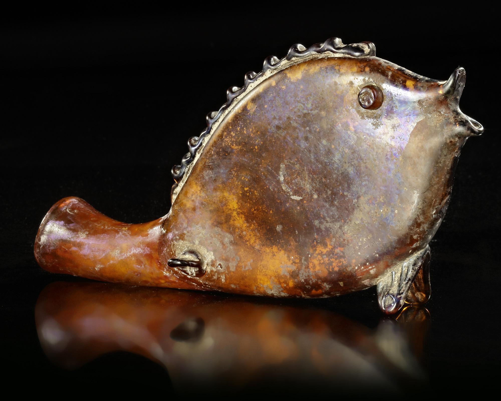 A ROMAN GLASS FLASK IN THE FORM OF A FISH, CIRCA 3RD CENTURY A.D. - Image 4 of 5