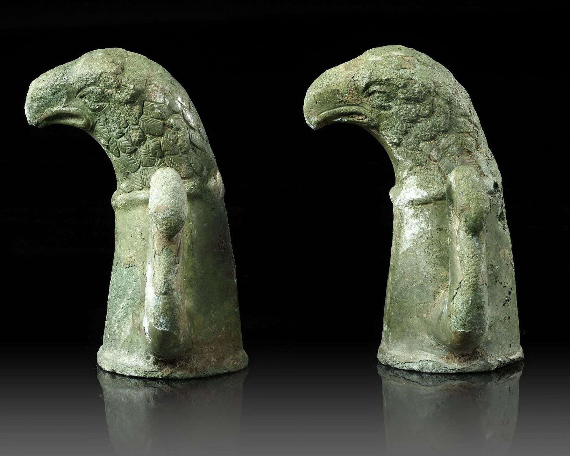 A ROMAN, BRONZE, CHARIOT OR CARPENTUM FITTING, 2/3 c.A.D - Image 7 of 8