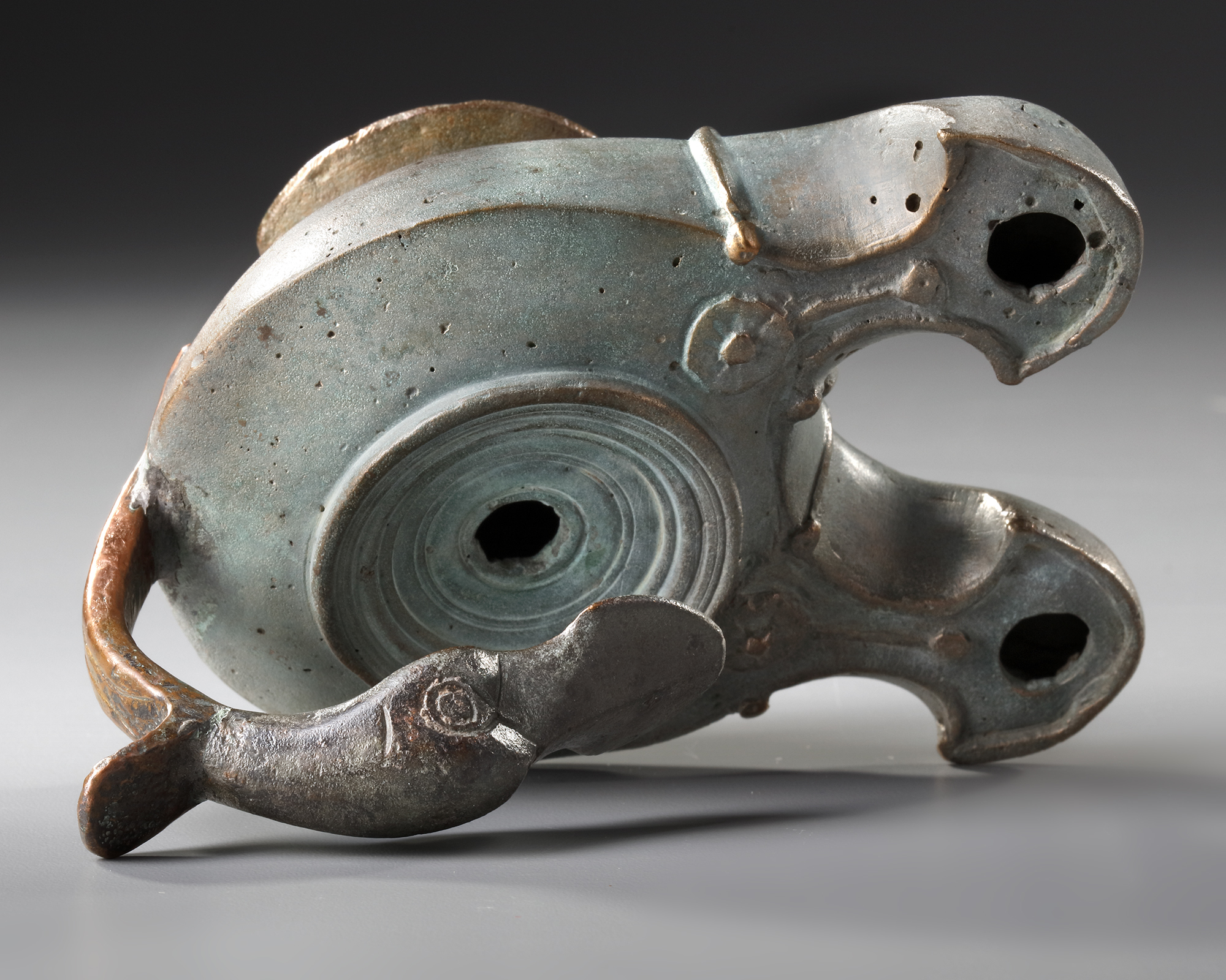 A ROMAN BRONZE OIL LAMP WITH DUCK HEAD, CIRCA 1ST-2ND CENTURY A.D. - Image 6 of 6