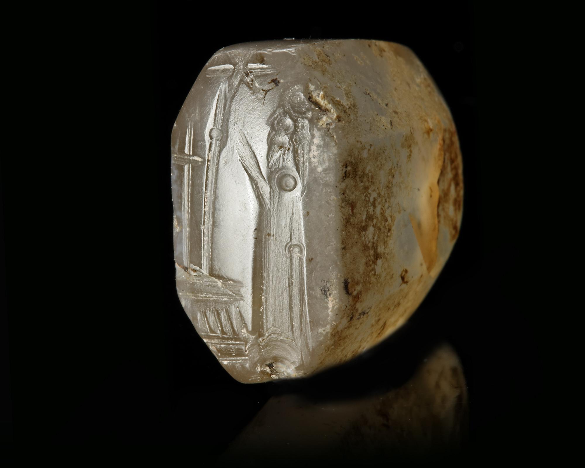 TWO WESTERN ASIATIC OCTAGONAL CHALCEDONY STAMP SEALS, CIRCA 7TH-6TH CENTURY B.C. - Image 6 of 8