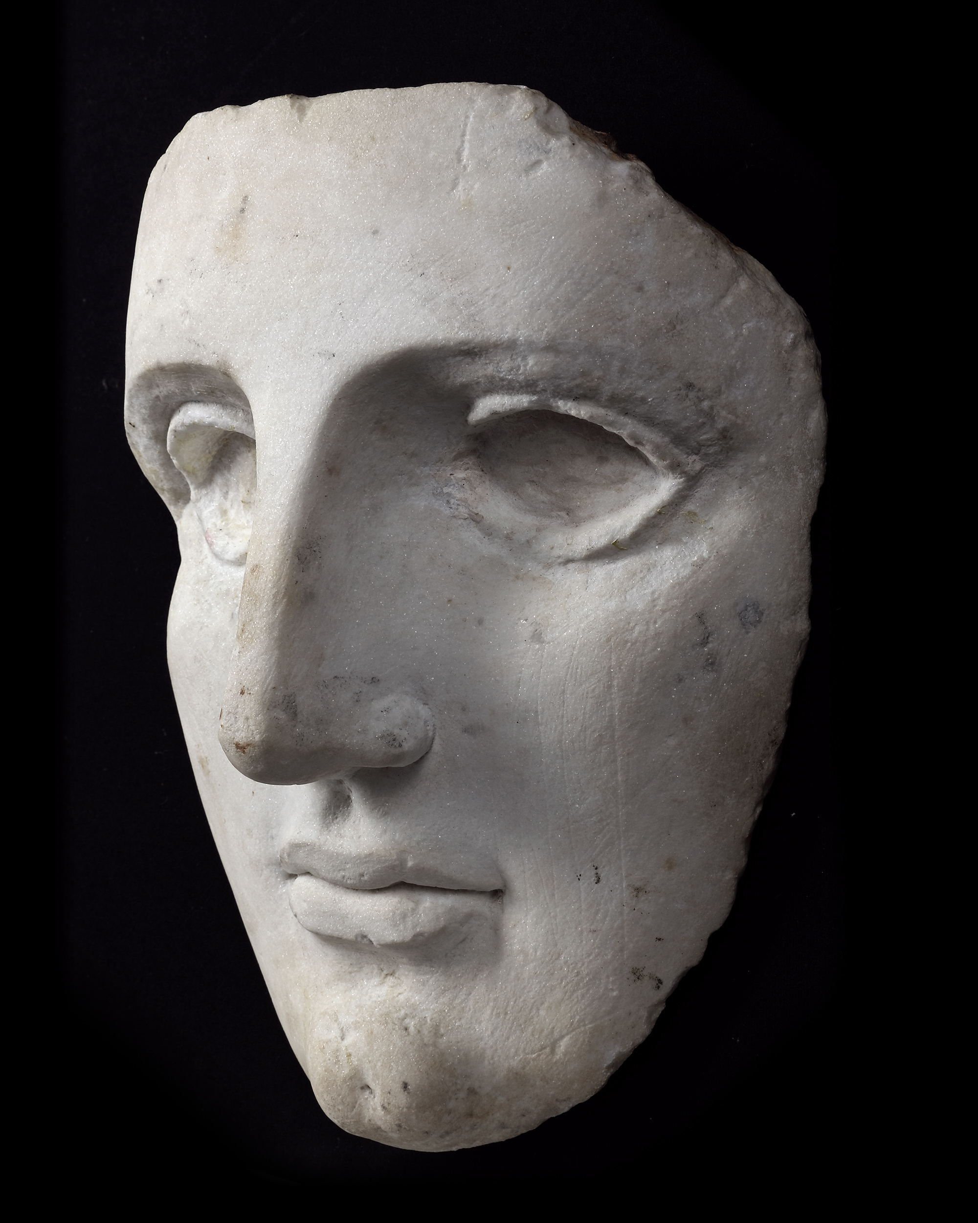 A HELLENISTIC MARBLE FEMALE MASK, EGYPT, 3RD-1ST CENTURY B.C. - Image 3 of 7