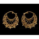 A PAIR OF BYZANTINE GOLD EARRINGS, CIRCA 8TH-10TH CENTURY A.D.