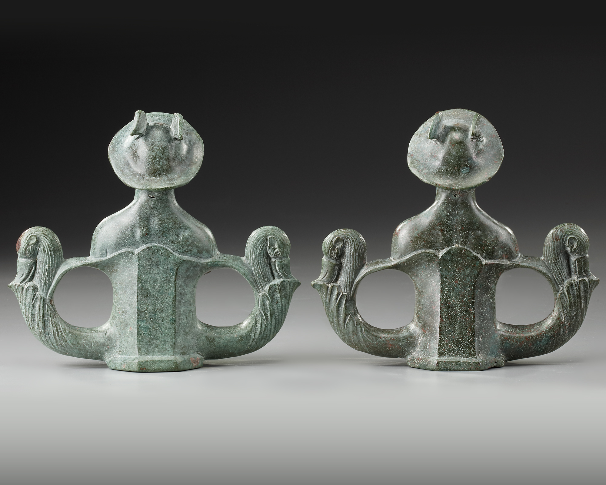 A PAIR OF ROMAN BRONZE CHARIOT FITTING, CIRCA 1ST- 2ND CENTURY A.D. - Image 4 of 5