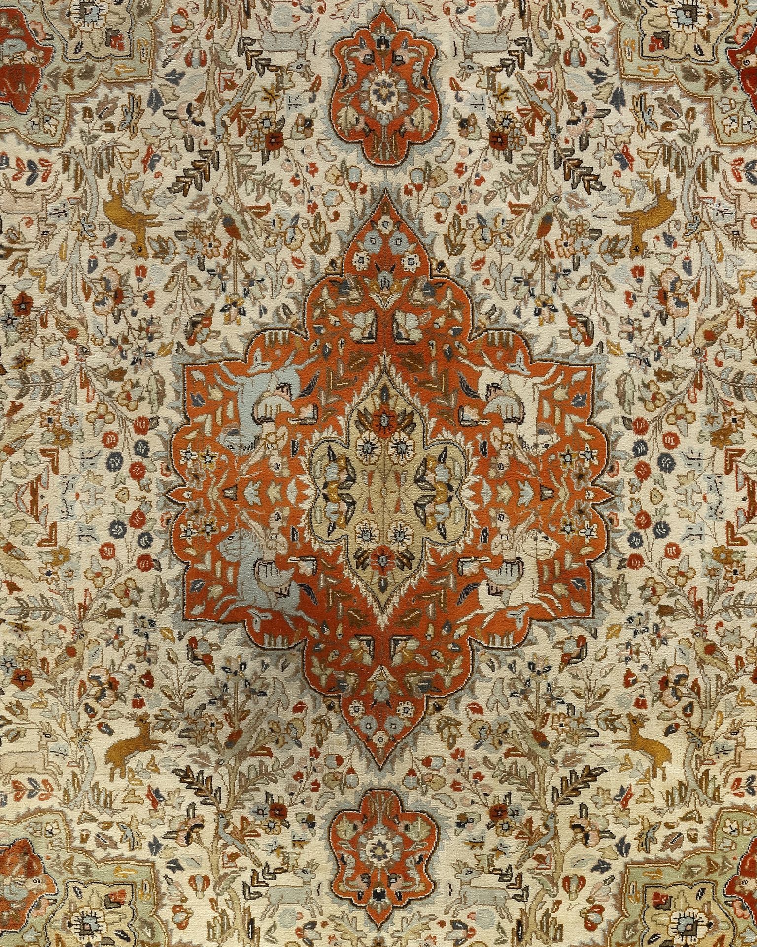 A PERSIAN TABRIZ CARPET, SECOND HALF 20TH CENTURY