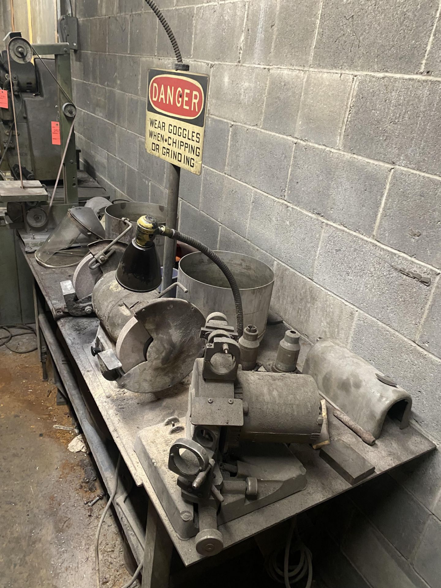 Work Table w/Belt Sander, Grinder, Darex Machine - Image 5 of 5