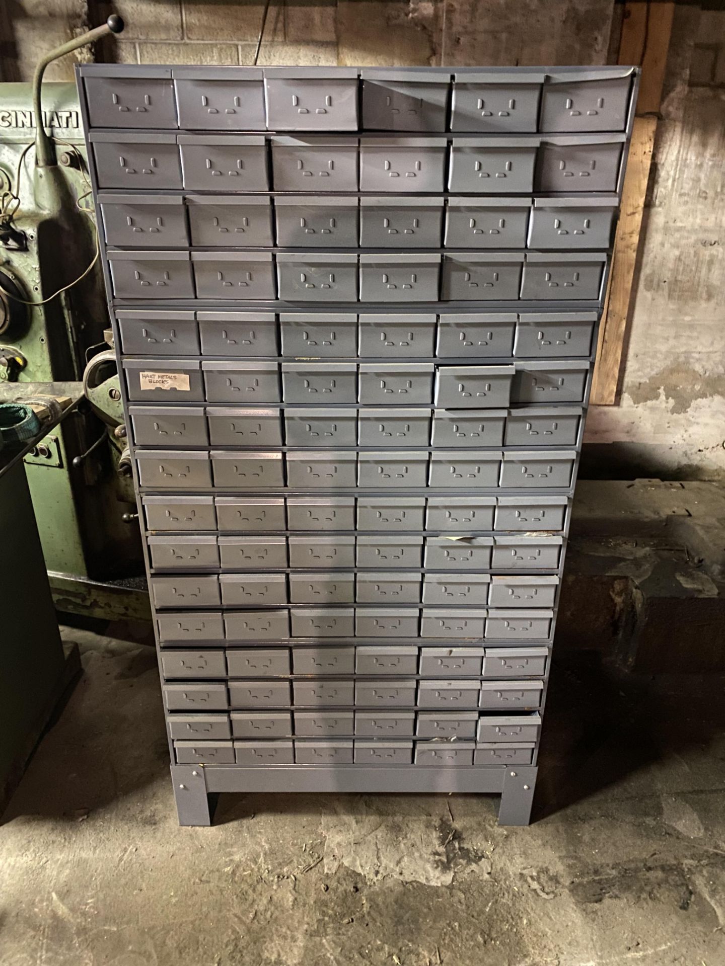 (96) Drawer Bolt Bin