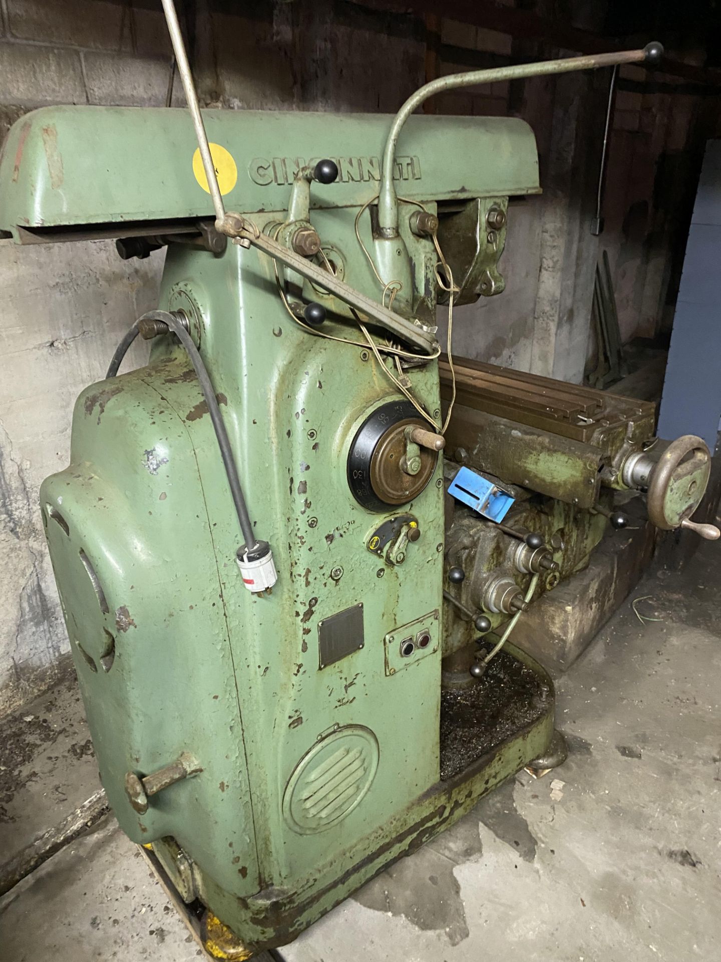 Cincinnati No 2M1 Milling Machine - Image 3 of 8