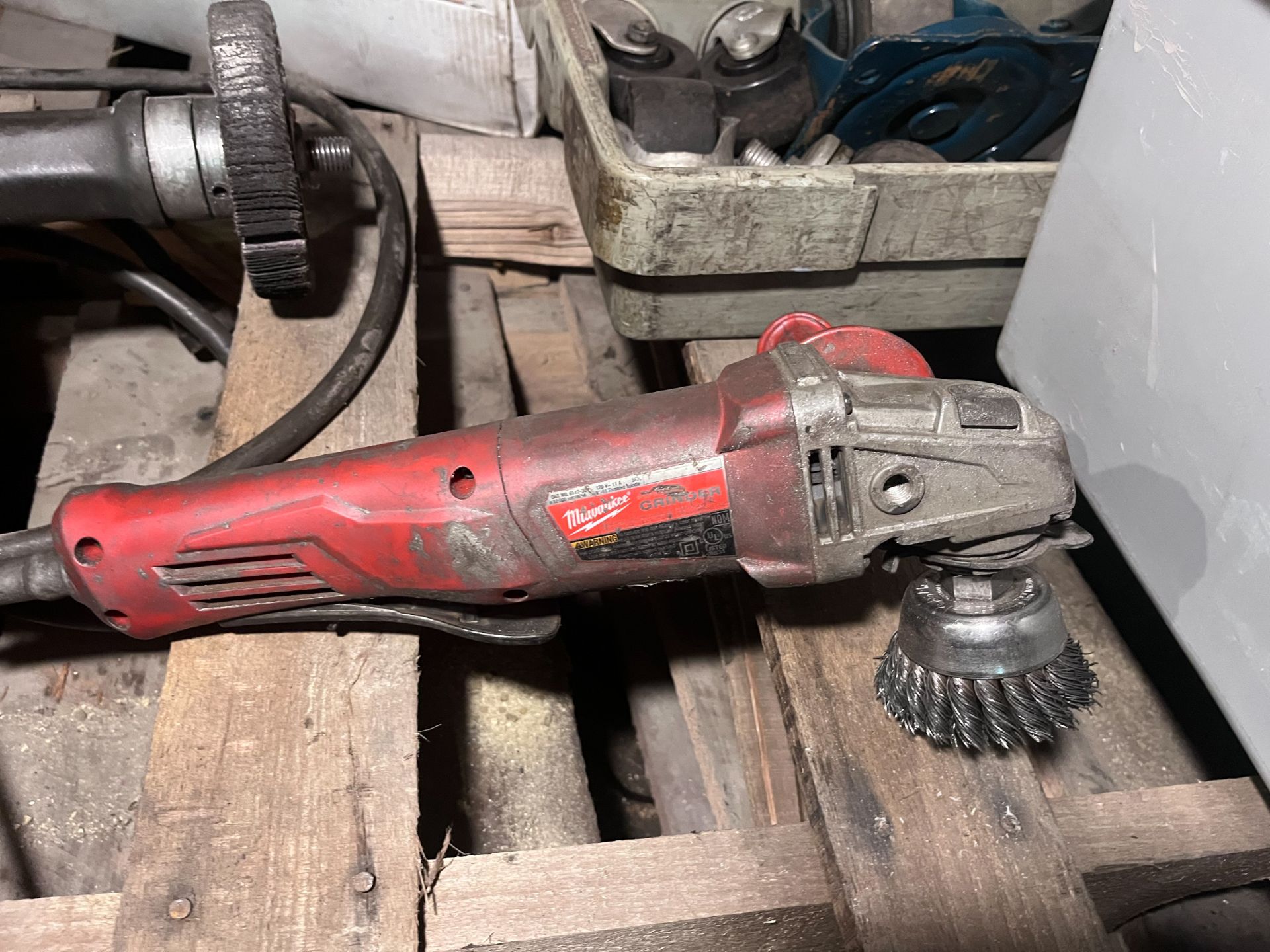 Milwaukee 120V 4.5" Grinder