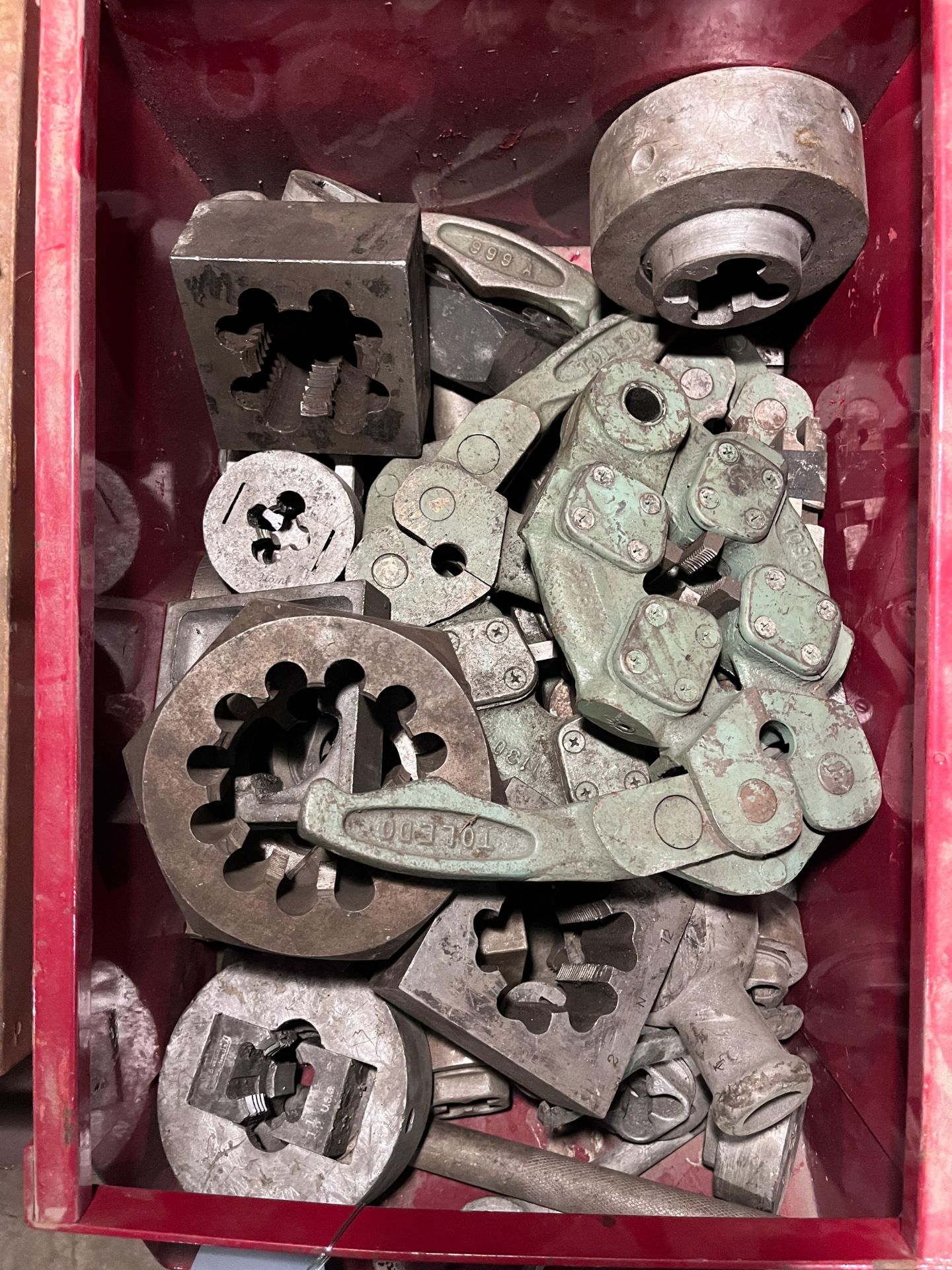 Lot of Assorted Threading Dies - Image 2 of 2