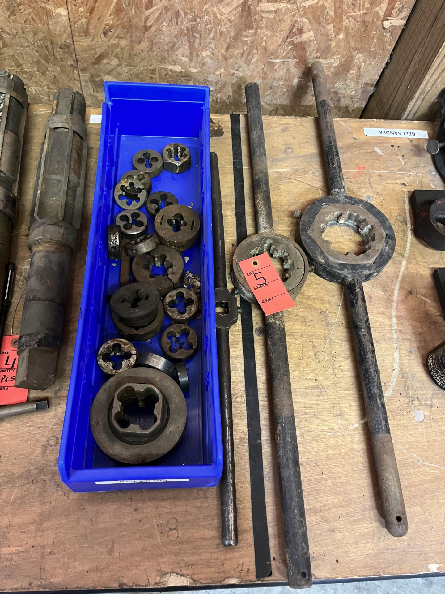 Lot of Threading Dies