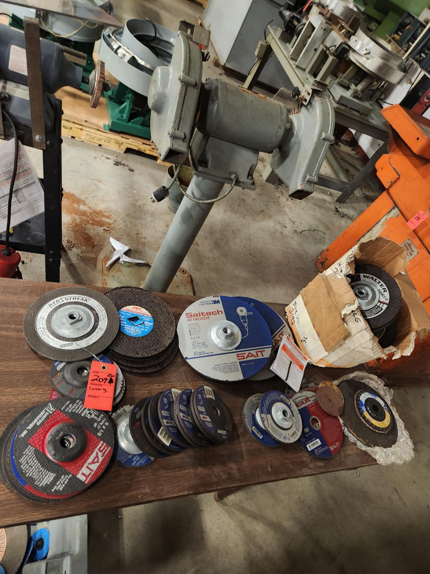 Assorted Grinding & Cut Off Wheels