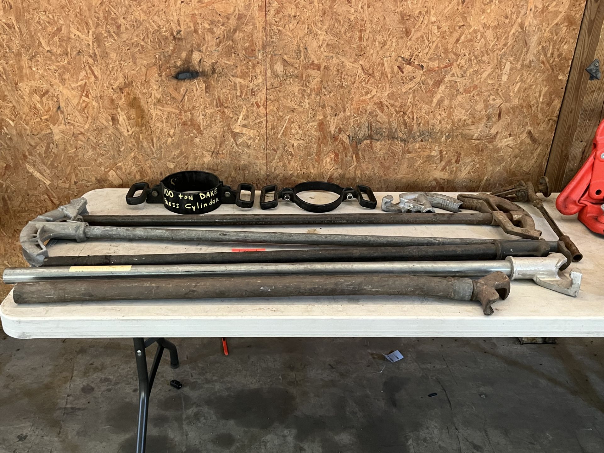 Pipe Bending Handles, Dies, Reamer, Clamps