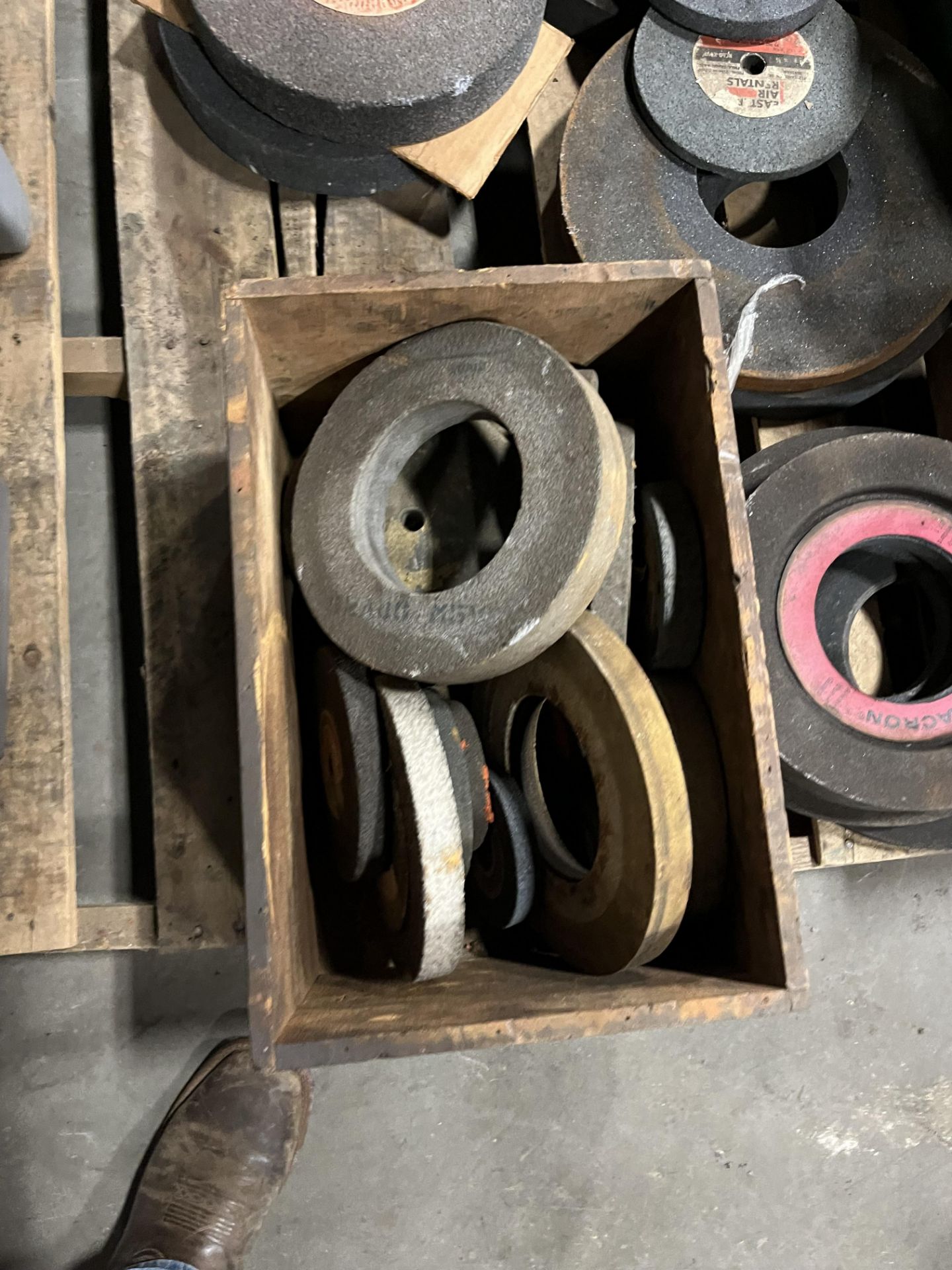 Skid Lot- Assorted Grinding Wheels - Image 2 of 3