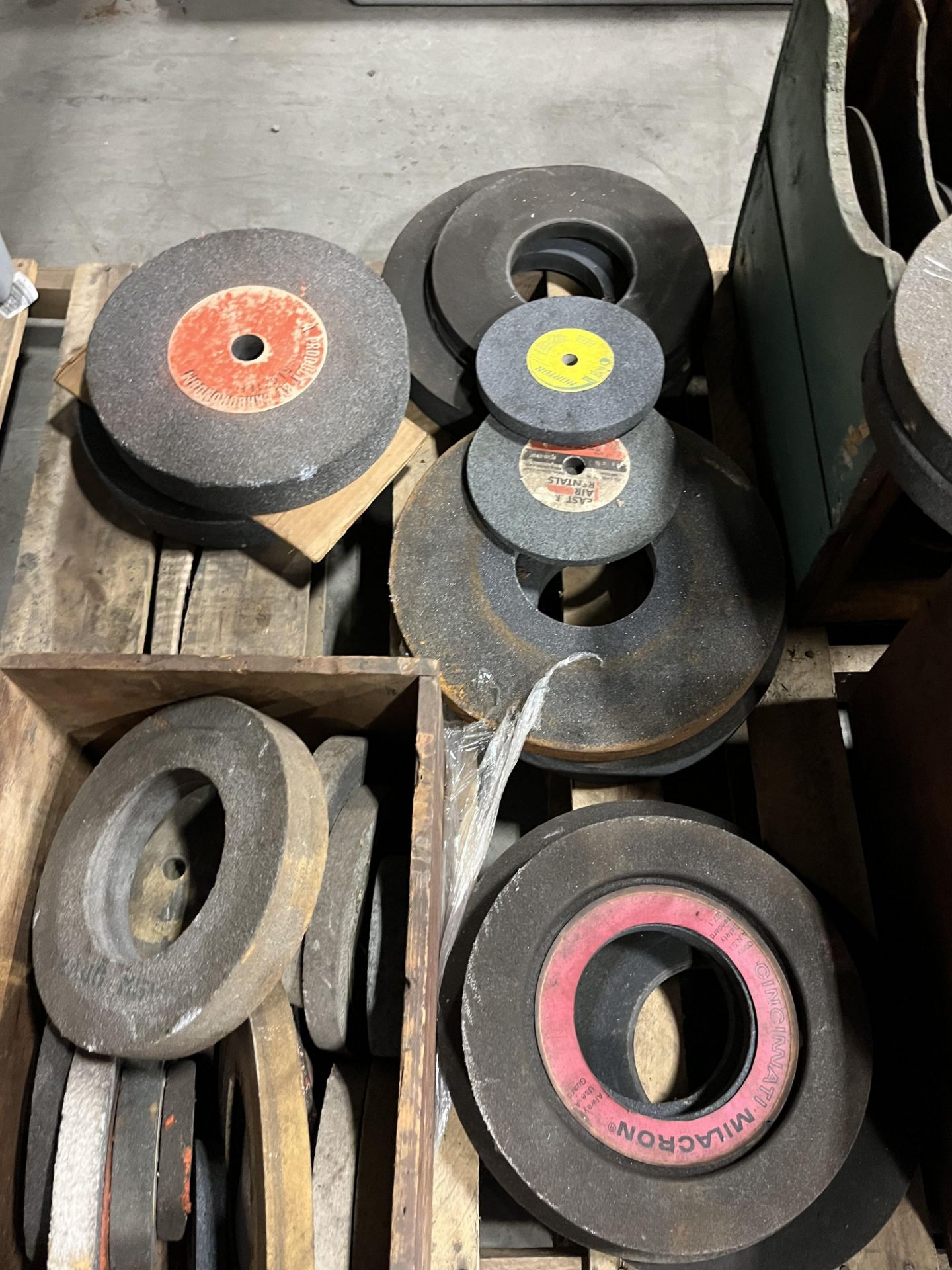 Skid Lot- Assorted Grinding Wheels - Image 3 of 3