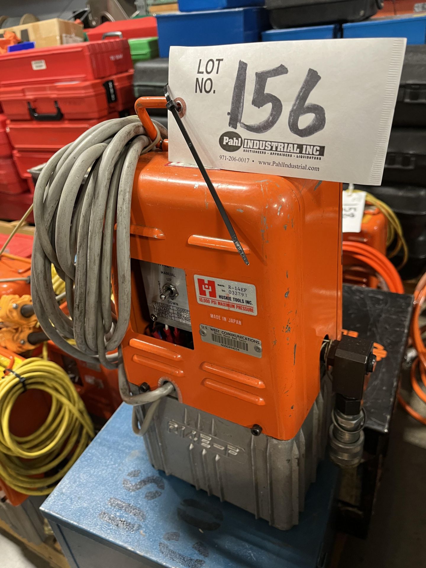 Huskie R14E-F1 Portable 10,000 psi Hydraulic Unit