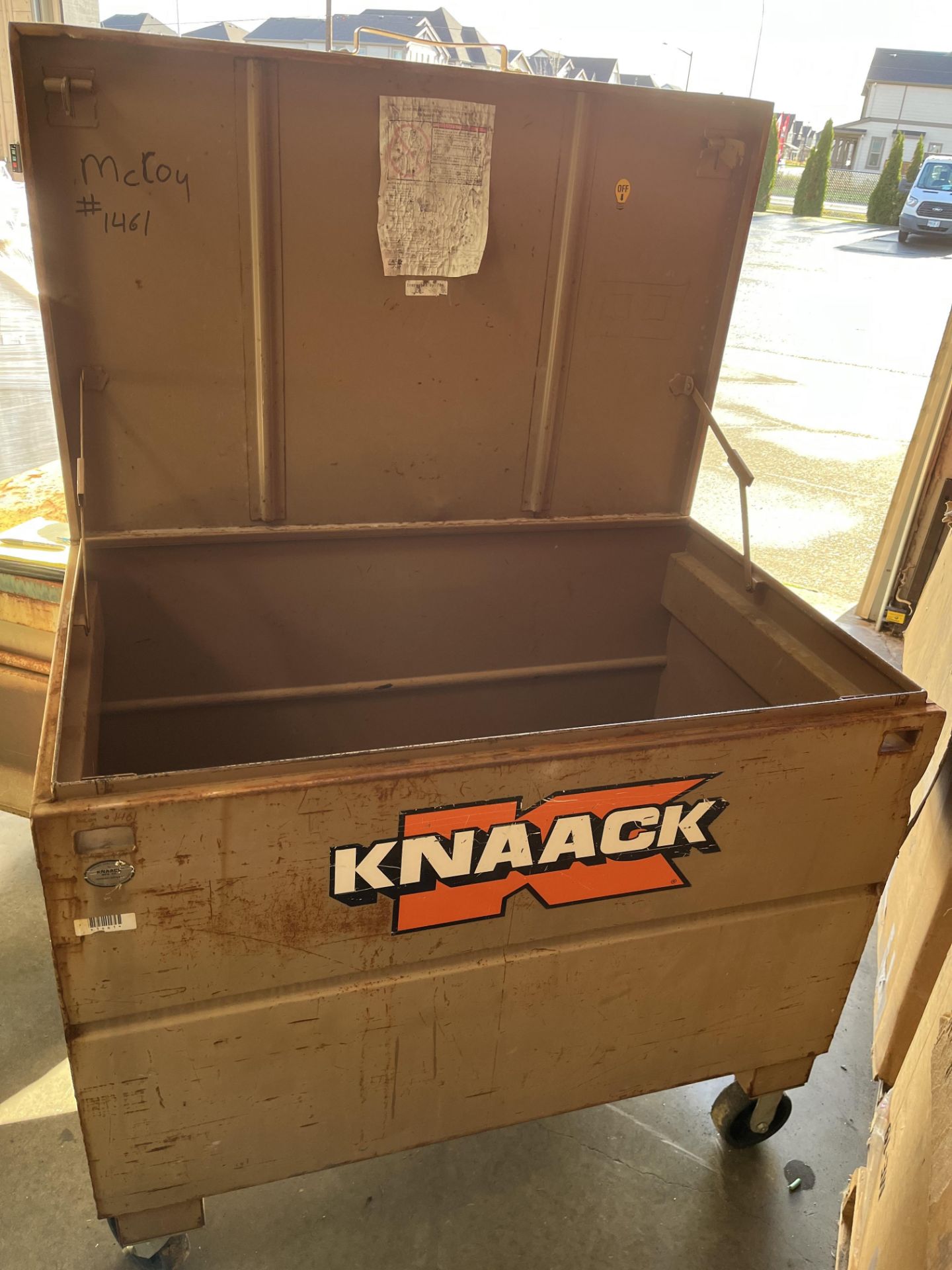 Knaack 30" X 48" X 30" Job Box on casters - Image 2 of 2