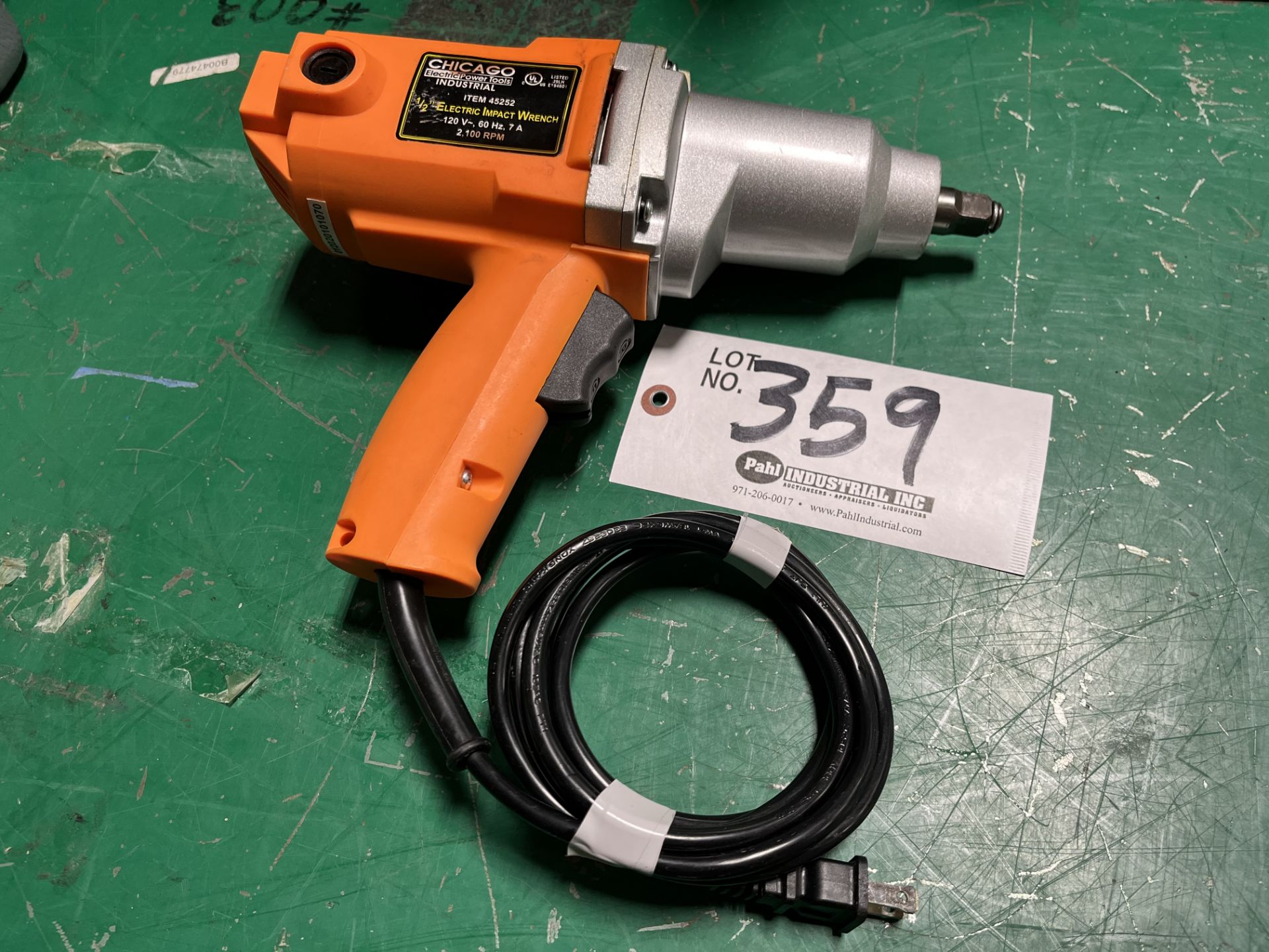 Chicago 1/2" Impact Wrench