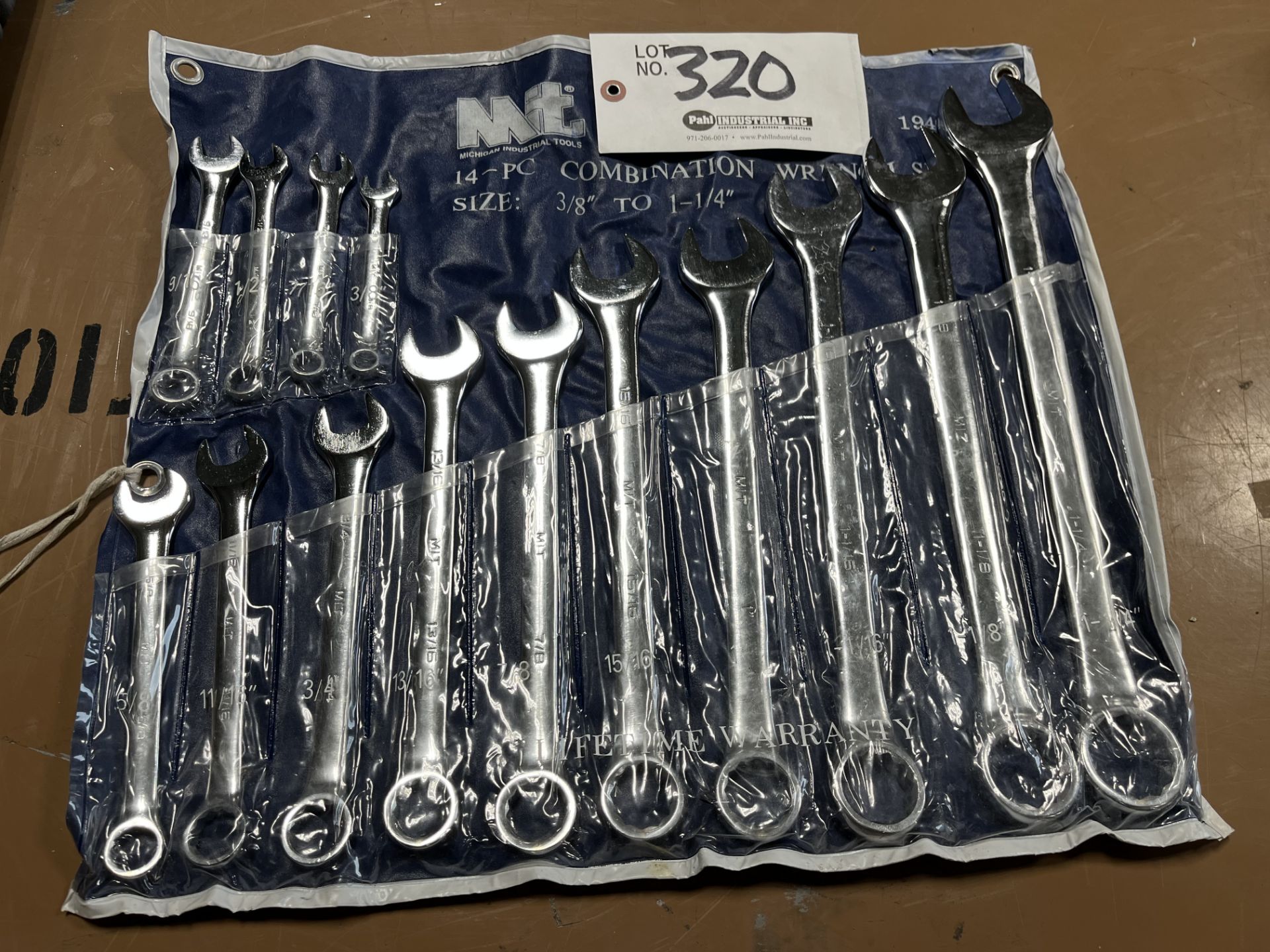 Michigan Industrial Tools 14 pc Combination Wrench Set 3/8" - 1.25"