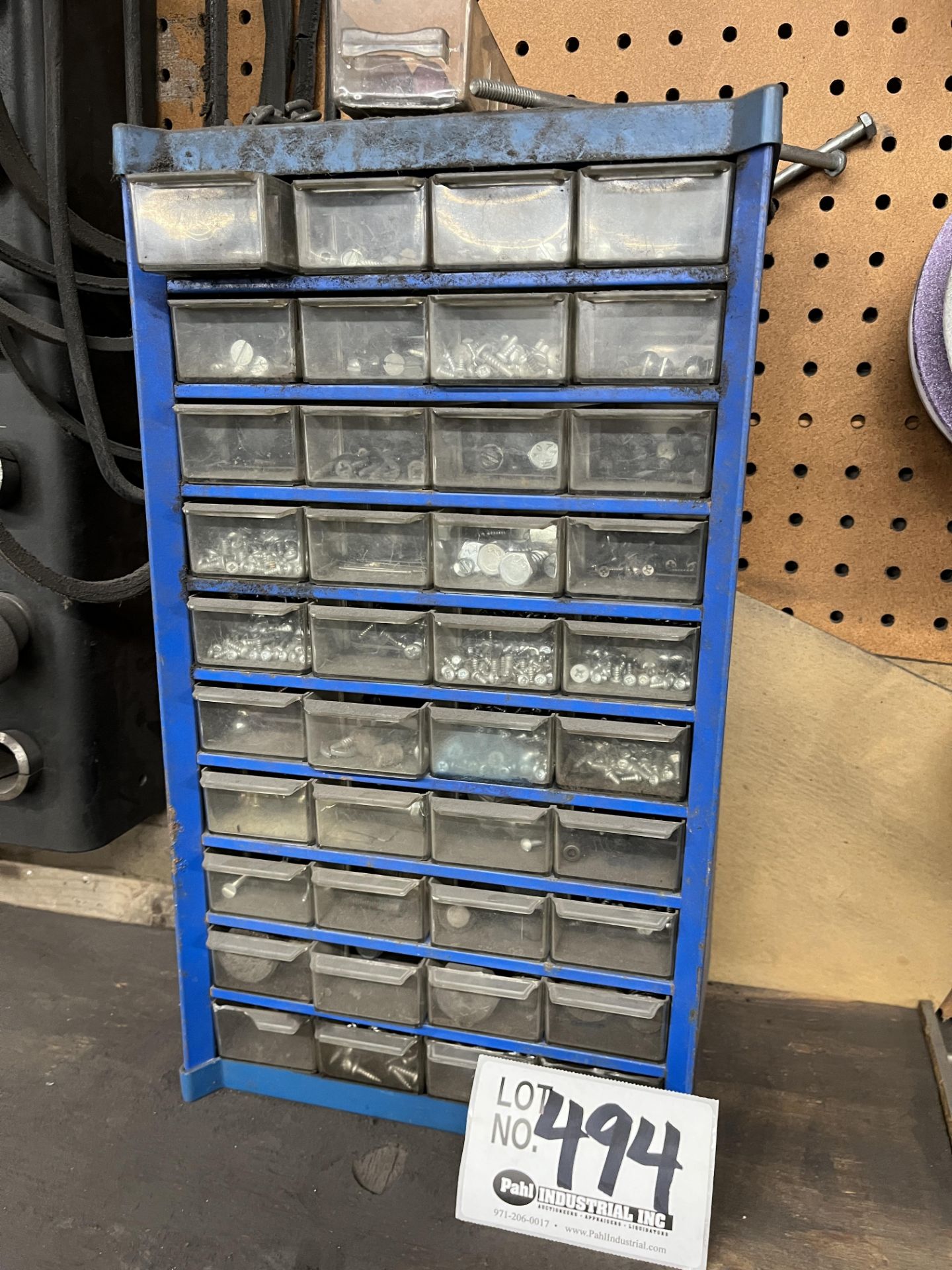 40 Compartment Hardware Bin w/assorted screws & bolts