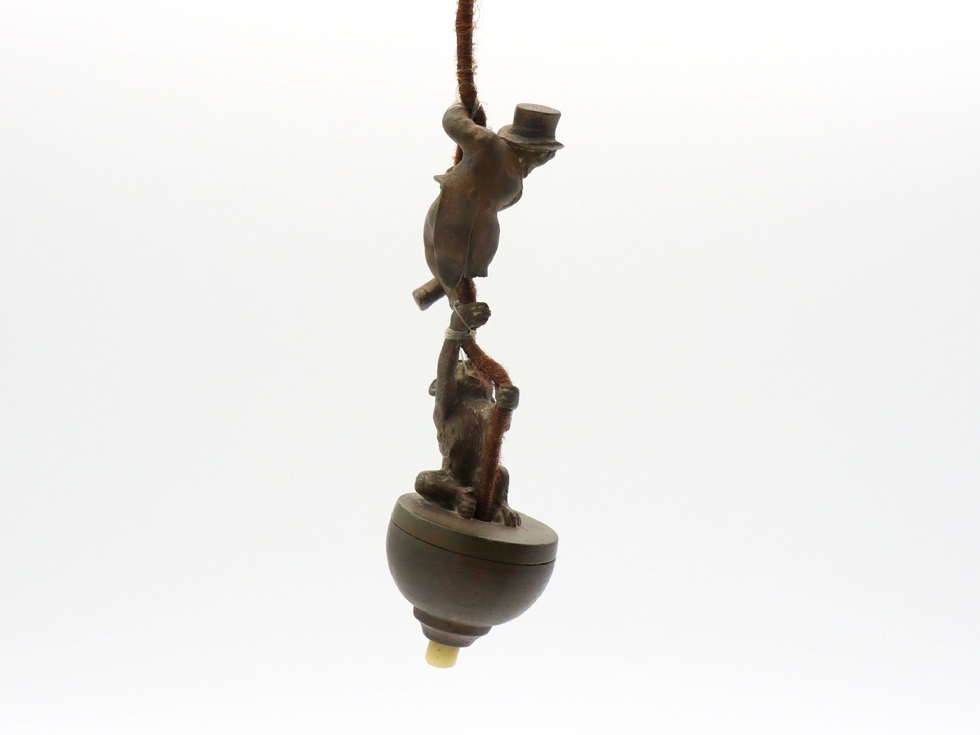 Table bell bronze "on the run from a monkey", around 1900. - Image 3 of 4