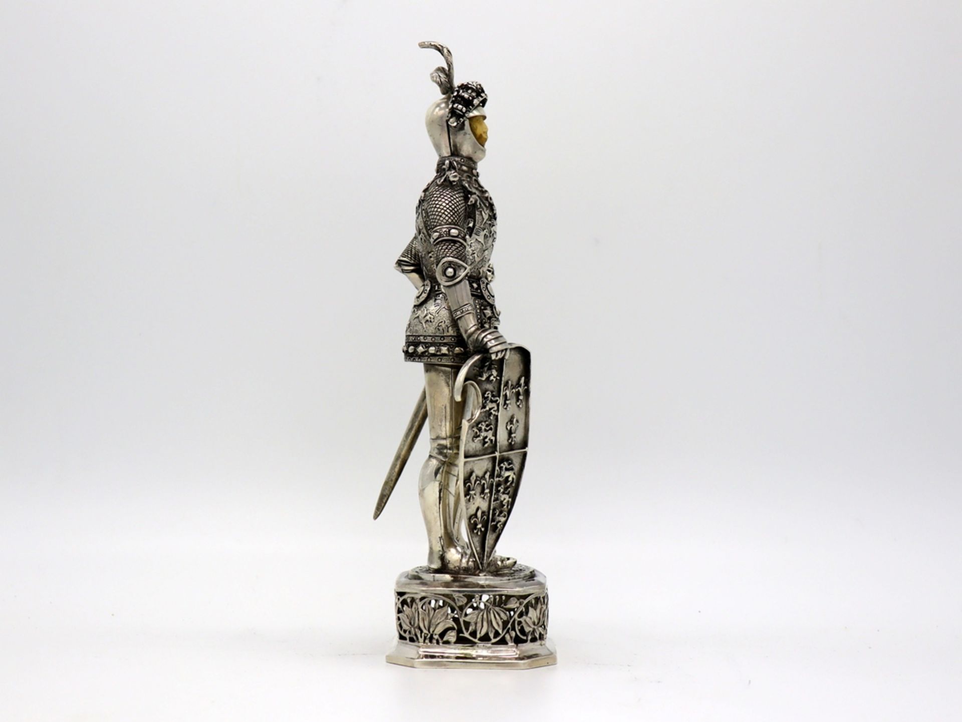 Knight figure in 800 silver, Jean-Louis Schlingloff (1907-1930) full-sculpture representation. - Image 4 of 9