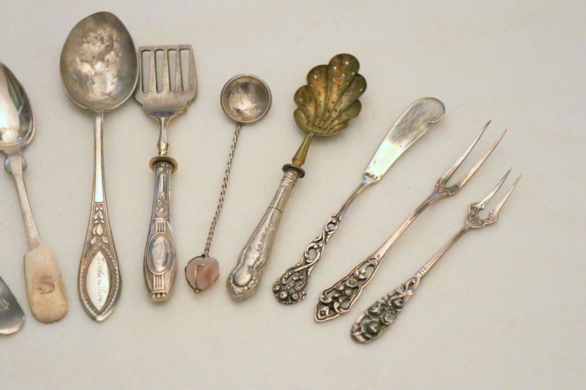 Convolute silver cutlery 800s - Image 3 of 7