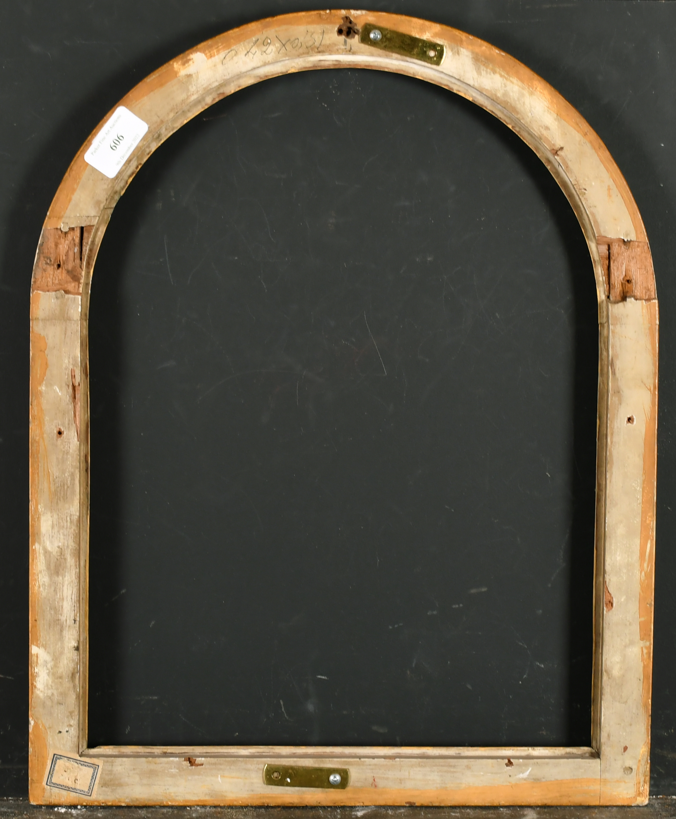 19th Century Italian School. An Arched Gilt Composition Frame, rebate 16.25" x 12" (41.3 x 30.5cm) - Image 3 of 3