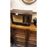 1930s Bakelite Phillips Valve Radio beautiful condition.