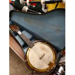 British made Savana reg model Old Mandolin in fitted case .
