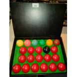 Set of Super Crystalate Belgium Poole balls in original box