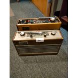 2 vintage Roberts radios .
