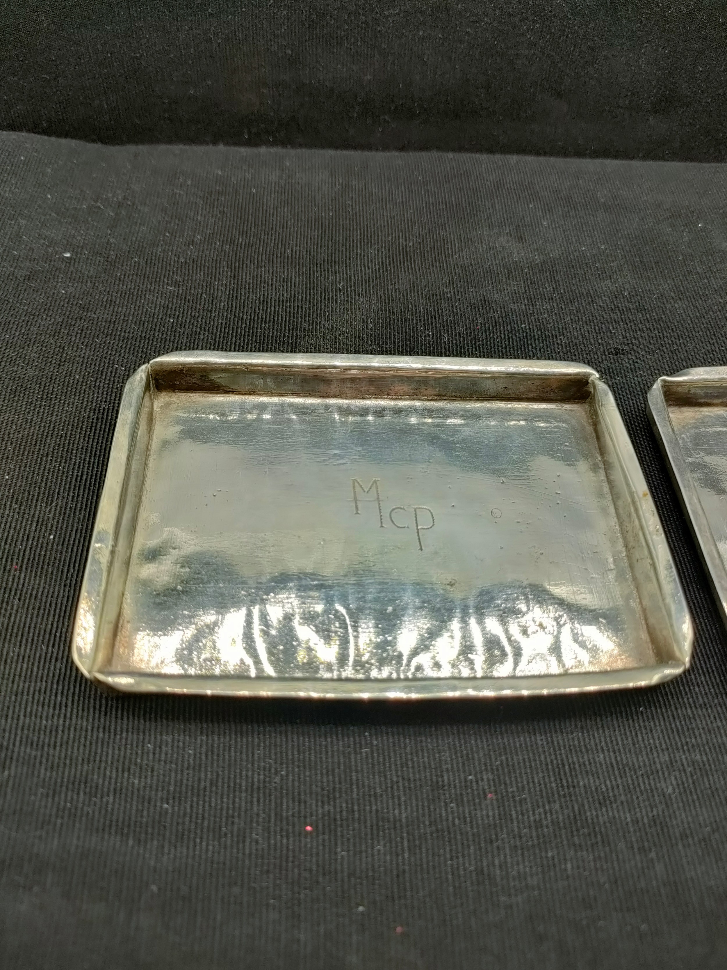 Pair of heavy indian silver card trays . 118 grams . - Image 2 of 4