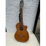 Manuel Rodriquez E Hijus electro guitar model callero 2 bubina cutaway 5871.