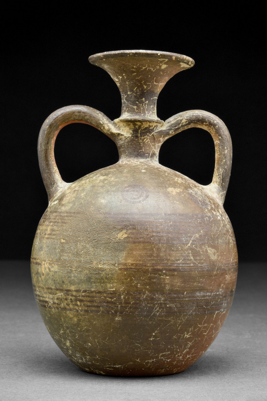 A CYPRIOT BARREL-SHAPED FLASK - Image 3 of 6