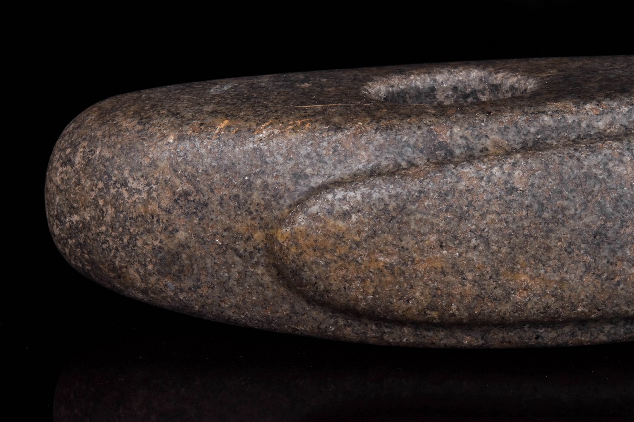 NEOLITHIC POLISHED STONE AXE - Image 2 of 4